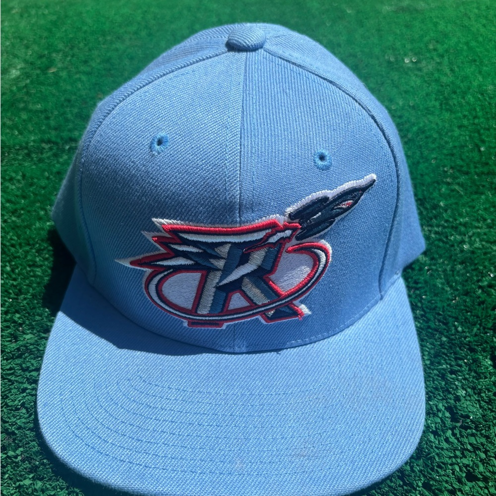 Mitchell & Ness Houston Rockets Retro Light Blue Cap with Embroidered Details